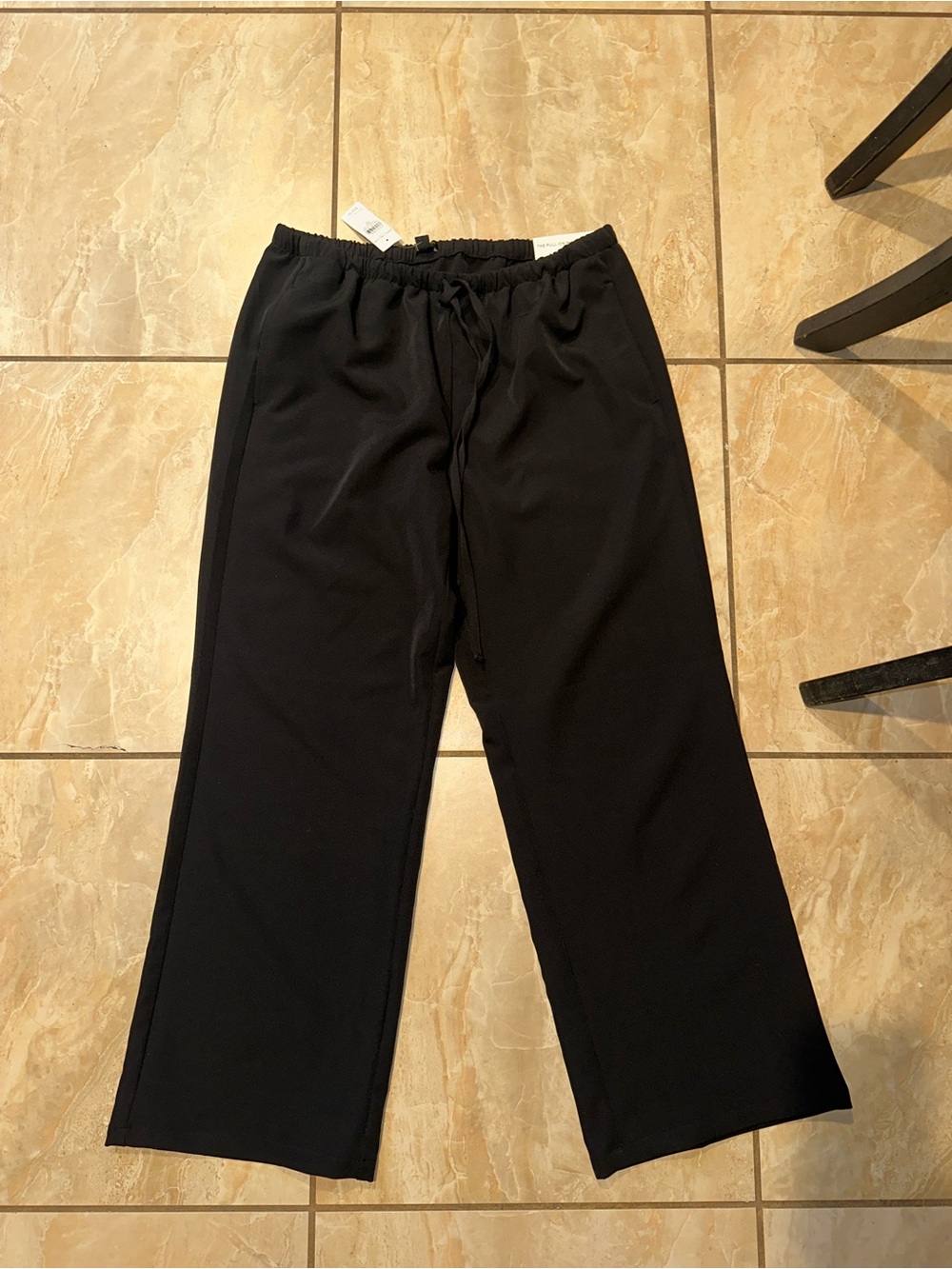 NWT Black Ann Taylor The Pull On Wide Leg Pants Size M
